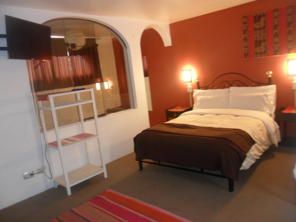 La Casa De Ana - Peru Bed & Breakfast Yanahuara ภายนอก รูปภาพ