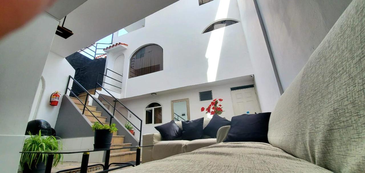 La Casa De Ana - Peru Bed & Breakfast Yanahuara ภายนอก รูปภาพ
